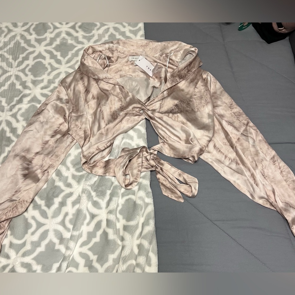 Women’s satin blouse size US 6, color stone, brand: TopShop